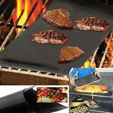 Carregar imagem no visualizador da galeria, 2 Piece Non-Stick Barbecue Grill Mats - No more messy grills!