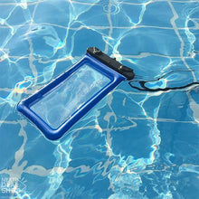 Carregar imagem no visualizador da galeria, Universal Floating Waterproof Phone Case
