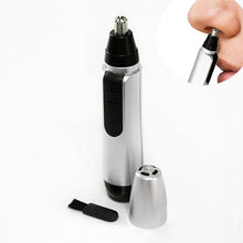 Carregar imagem no visualizador da galeria, Nasal Hair Trimmer - Electric
