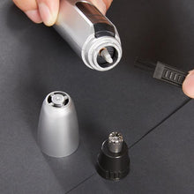 Carregar imagem no visualizador da galeria, Nasal Hair Trimmer - Electric
