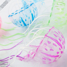 Carregar imagem no visualizador da galeria, 5 Artificial Jellyfish Game Pieces
